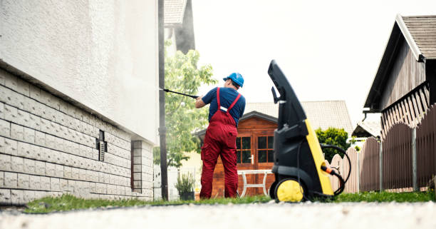 Best Pool Deck Cleaning  in Vinco, PA